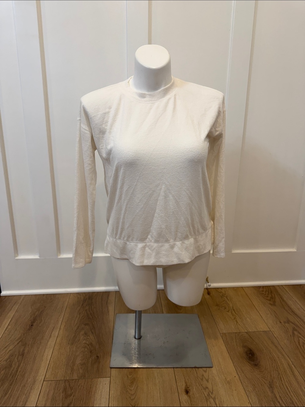 Lucky Brand Ultra Soft White Sweater Size Small